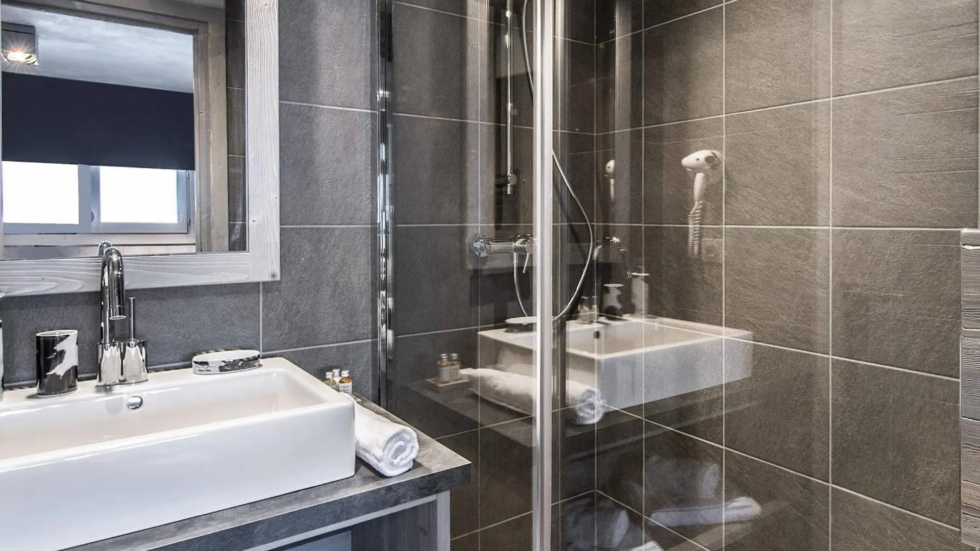 Grand Appartement Raffine Et Design A Courchevel, 5 Chambres, 10 Pers., Proche Remontees Mecaniques - Fr-1-563-14 Apartment