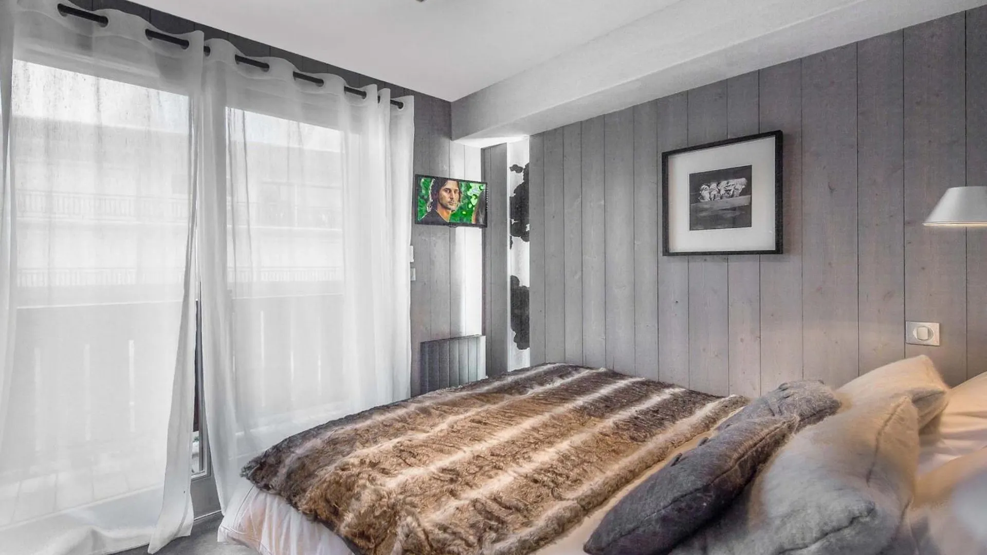 Grand Appartement Raffine Et Design A Courchevel, 5 Chambres, 10 Pers., Proche Remontees Mecaniques - Fr-1-563-14 0*, Courchevel